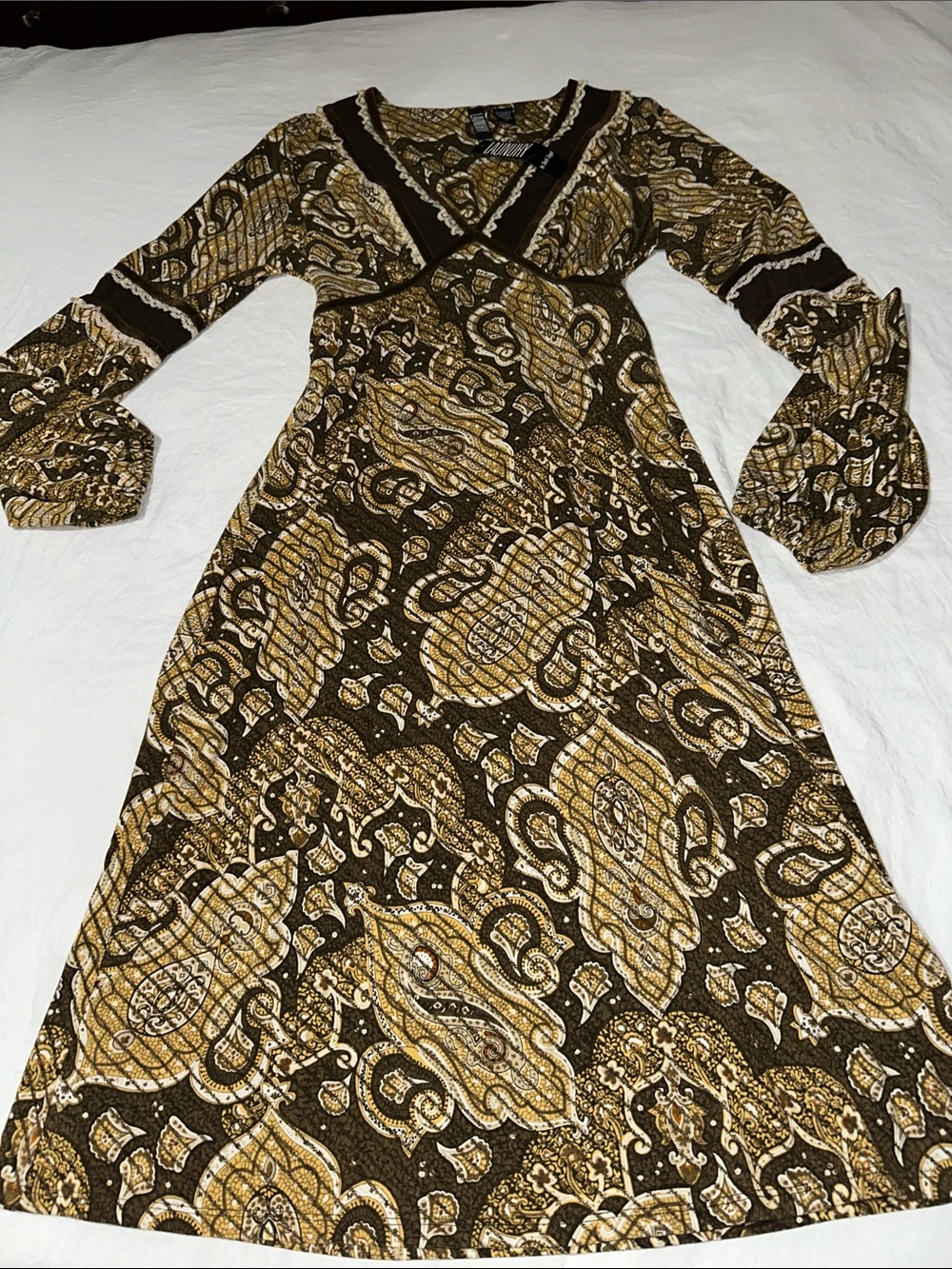 Laundry By Shelli Segal Brown & Cream Paisley Long Sleeve Maxi Dress